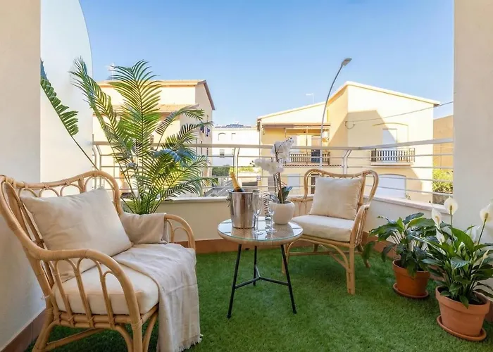 公寓 Clicksardegna Miral With Private Parking *