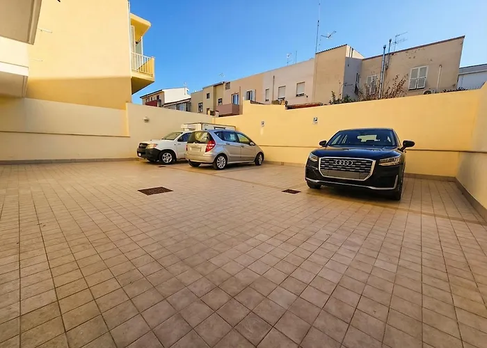 Clicksardegna Miral With Private Parking